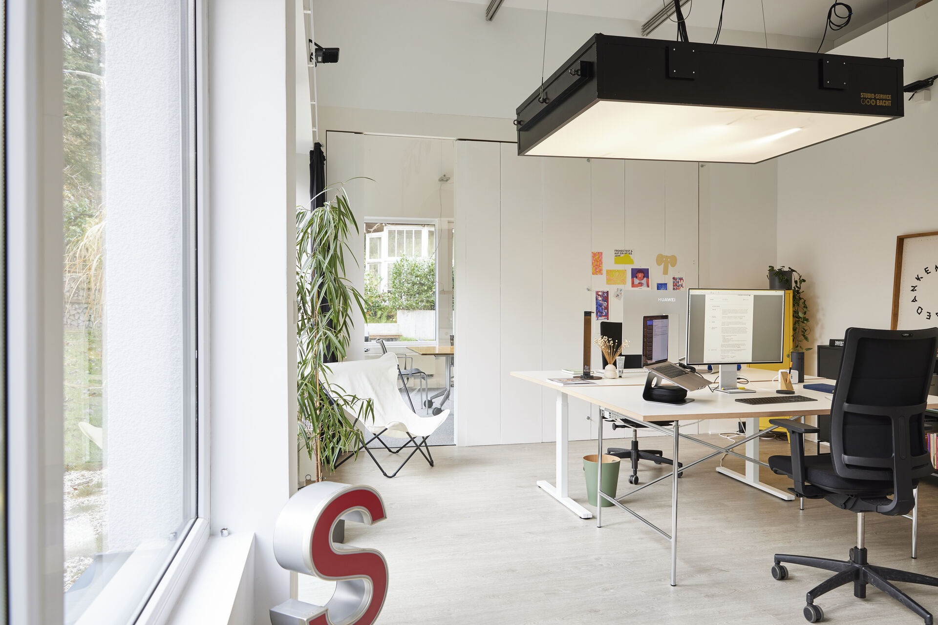 Großzügige, helle Büroflächen im Coworking Space unit 108a in Bielefeld